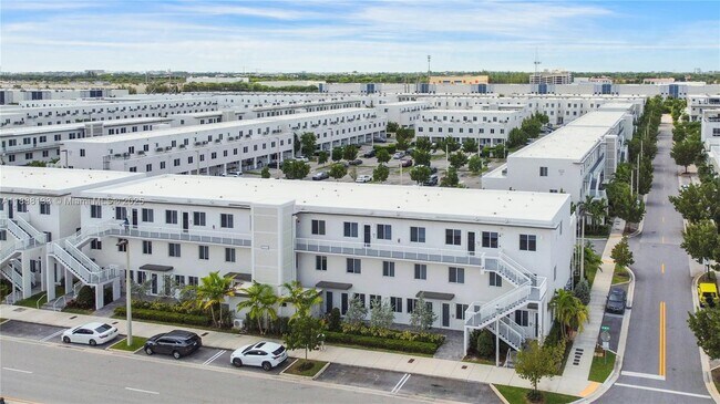 Building Photo - 10300 NW 66th St