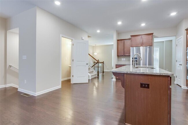Building Photo - 809 Ivy Vine Pl