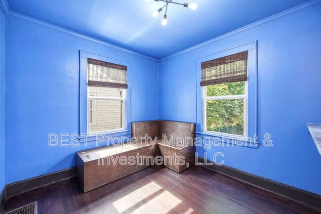 Building Photo - 2208 Wilmore Dr