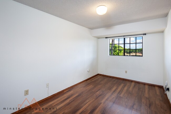 Building Photo - 91-1046-1046 Kaiau Ave