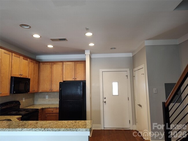 Building Photo - 718 Cotton Gin Alley