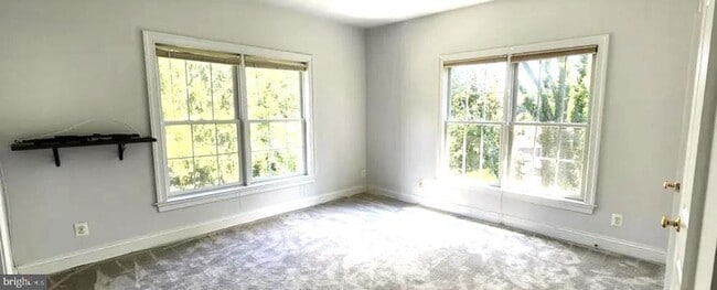 Building Photo - 1310 Forestwood Dr