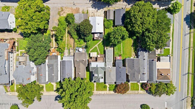 Building Photo - 1612 Ellwood Ave
