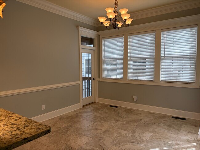 Building Photo - 34 Cobblestone Ct