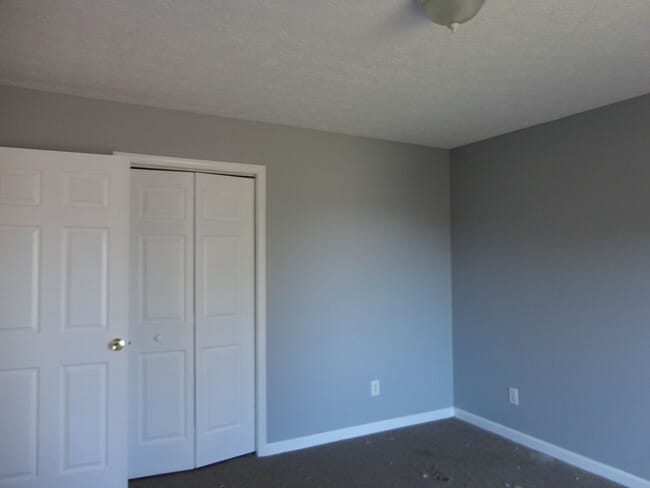 Building Photo - 2 Bedroom Duplex  in Seymour
