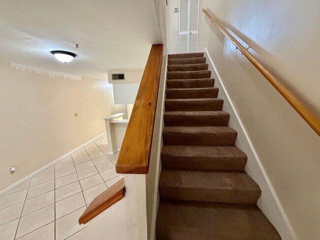 Building Photo - 4411 SW 34th St