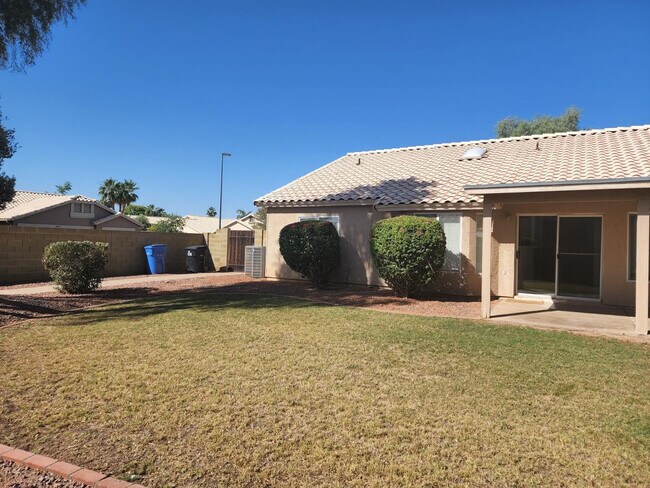 Building Photo - 1126 W Grand Caymen Dr