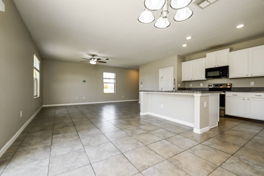 Building Photo - 7311 Ozello Trail Ave