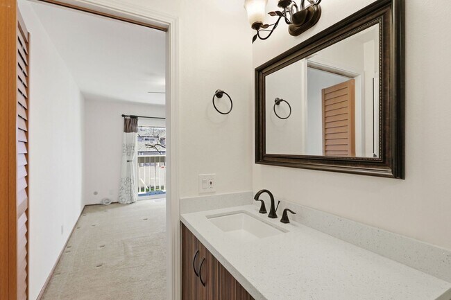 Building Photo - 1348 Merrivale West Square