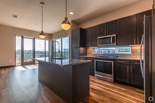 Kitchen - The Hudson Alton Collection