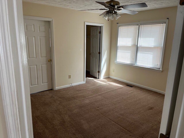 Building Photo - 1201 Martindale Dr