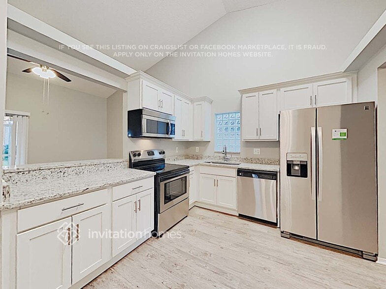 Building Photo - 1006 Henson Ct