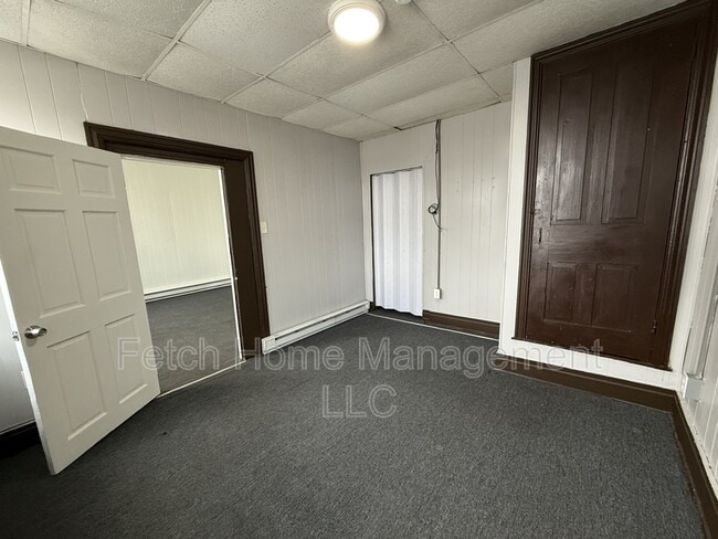 Building Photo - 225-227 North 8th Street - 2A