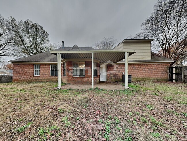 Building Photo - 6556 Brickmont Rd