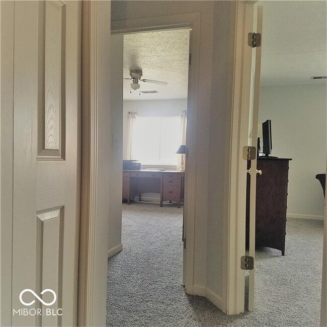 Building Photo - 11437 Enclave Blvd