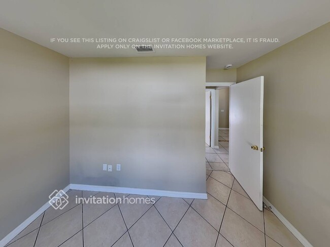 Building Photo - 952 Delano Ct