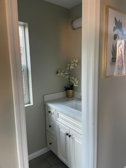 Building Photo - 7986 Mango Ave