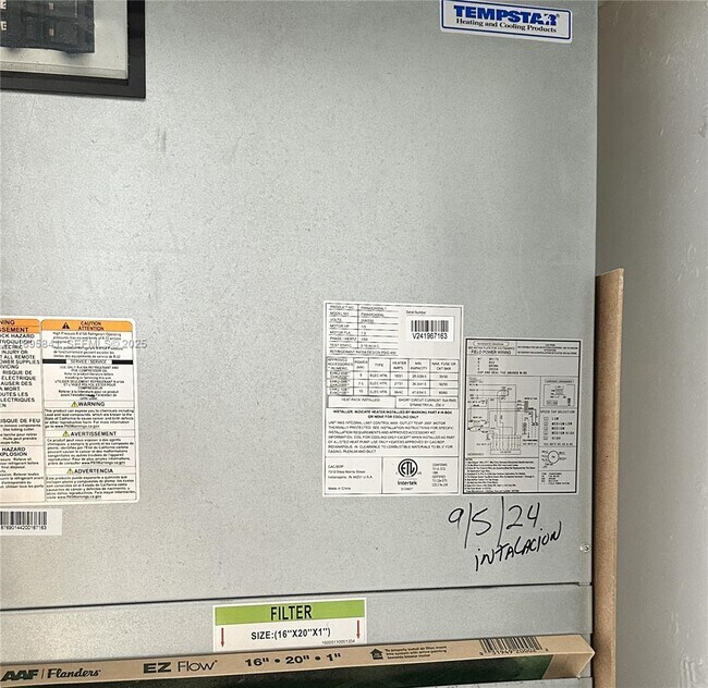 Building Photo - 17500 NW 68th Ave