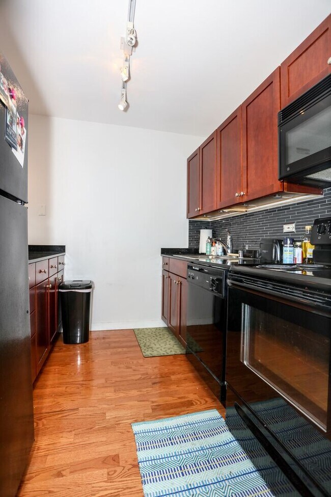 Building Photo - 655 W Irving Park Rd