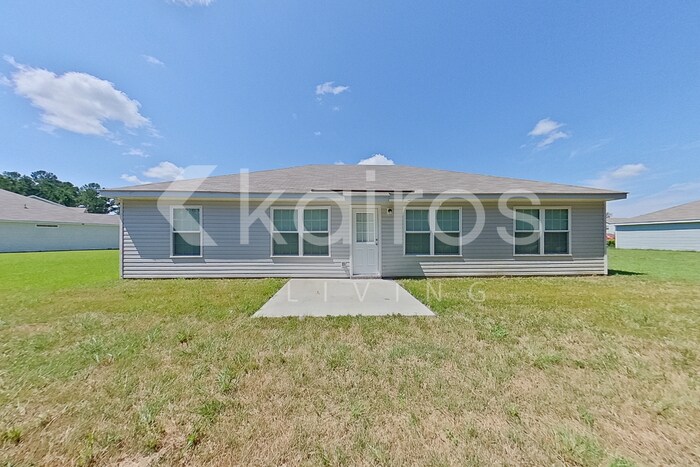 Building Photo - 108 Western Red Cedar Dr