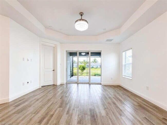 Building Photo - 2295 Marquesa Cir