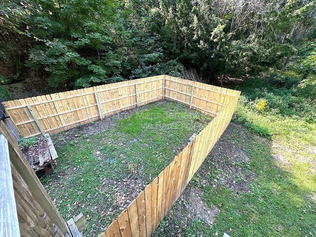 Building Photo - 6174 Poketa Rd