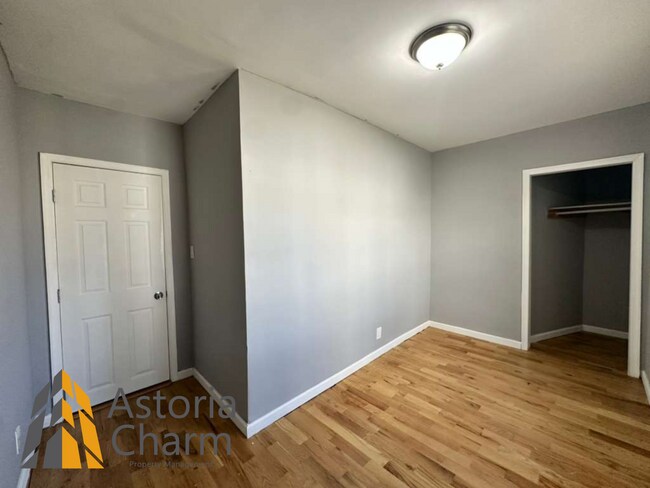 Building Photo - 3004 Clifton Ave