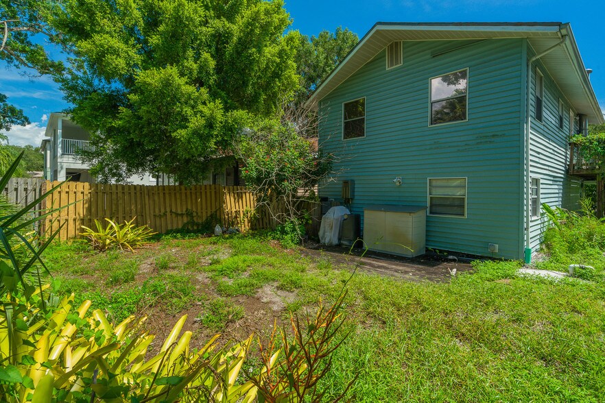 Building Photo - 3315 W Empedrado St