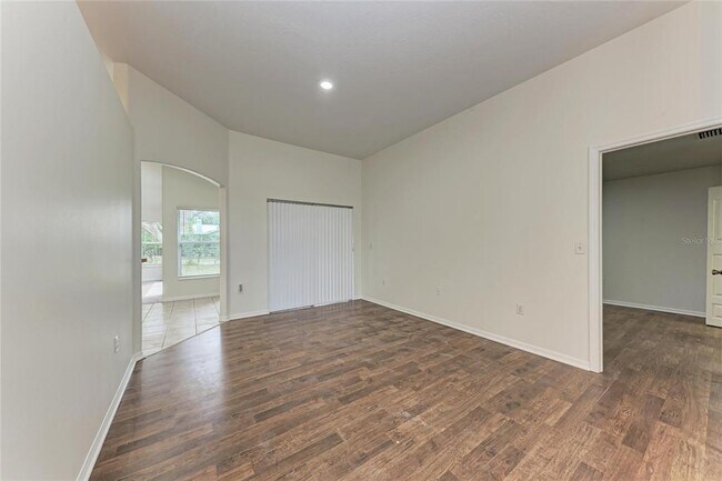 Building Photo - 3219 58th Terrace E