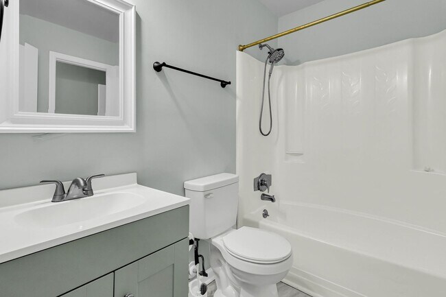 Building Photo - 216 Parlor Dr