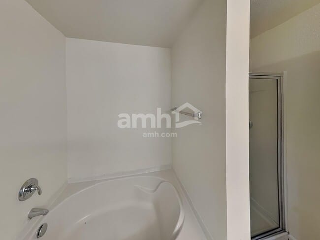 Building Photo - 14718 Watertrace Dr