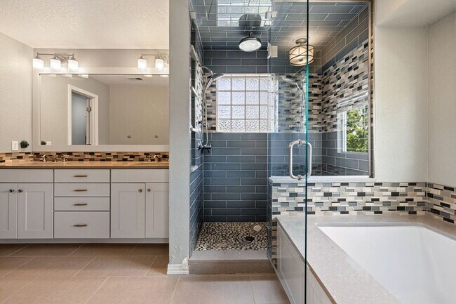 Building Photo - 14141 Fairwind Ln