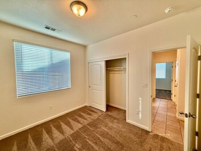 Building Photo - 1762 Bolton Ave