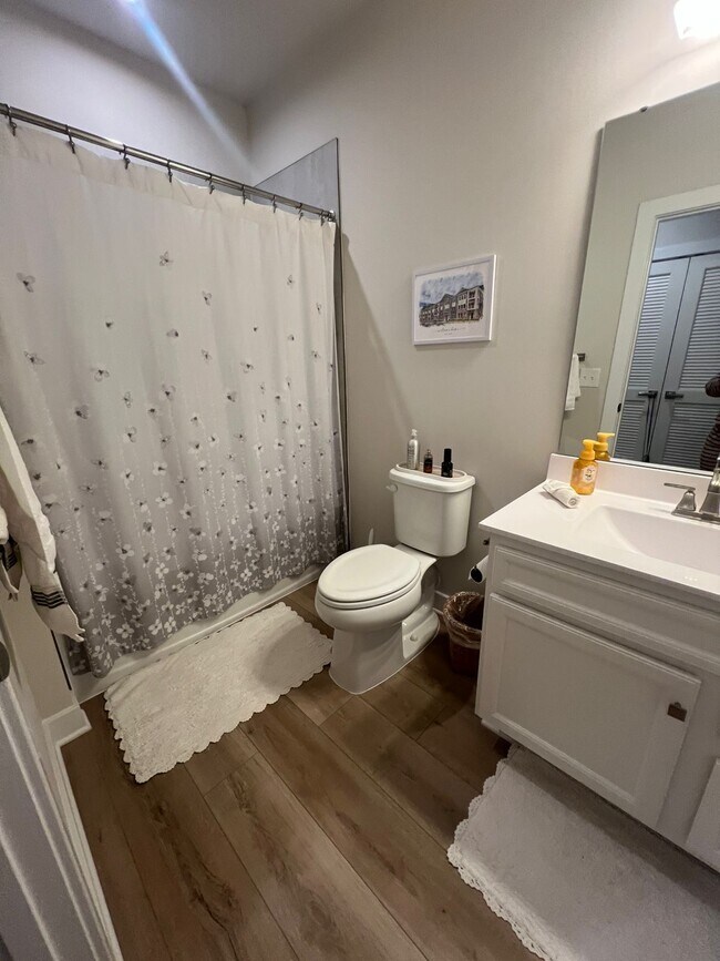 Building Photo - 6655 Citory Way