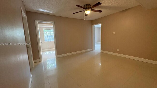 Building Photo - 251 N 68th Terrace