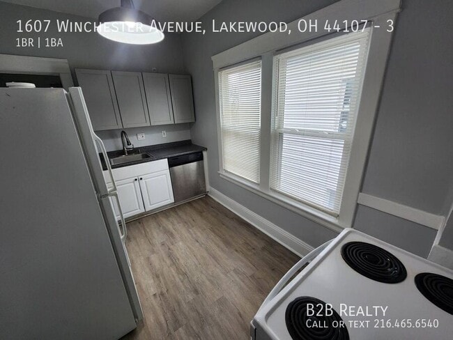 Building Photo - 1607 Winchester Ave