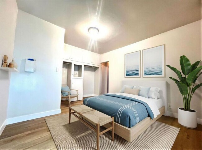 Building Photo - 7449A La Jolla Boulevard