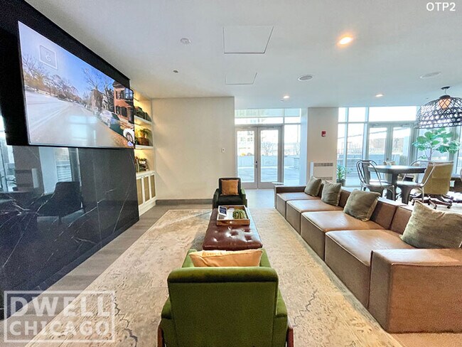 Building Photo - 1147 N Wells St