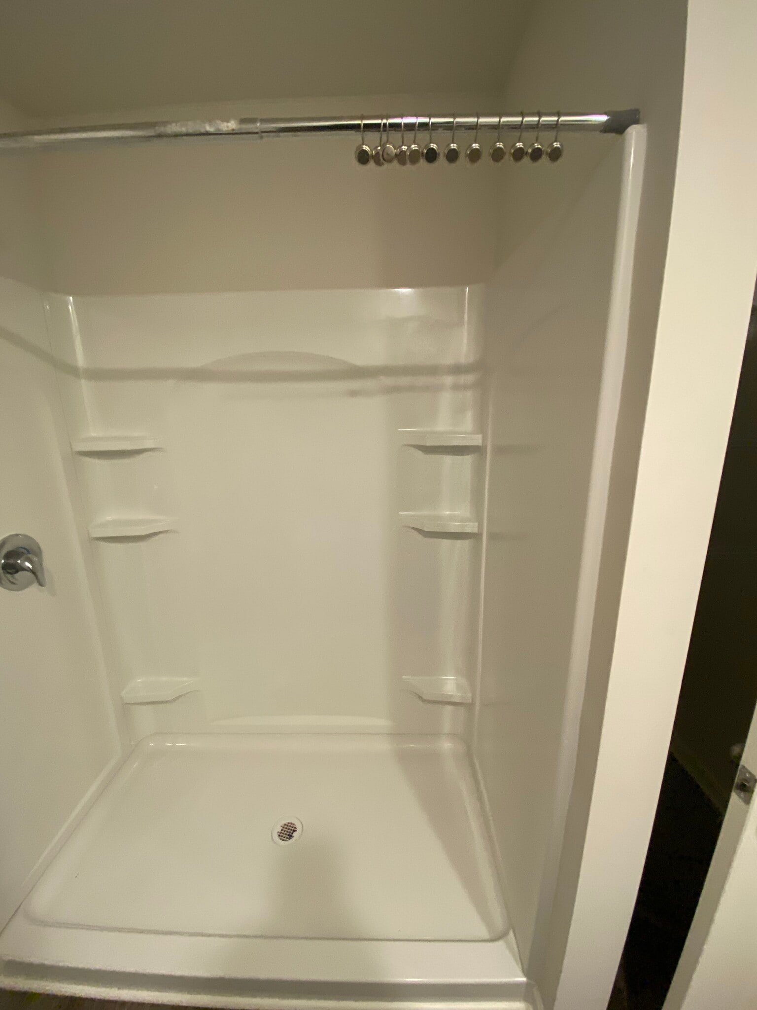 Building Photo - 427 Silo Ct