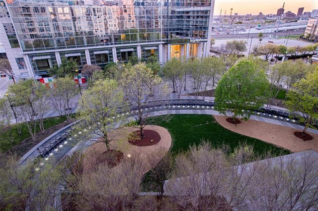 Building Photo - 2323 N Houston St