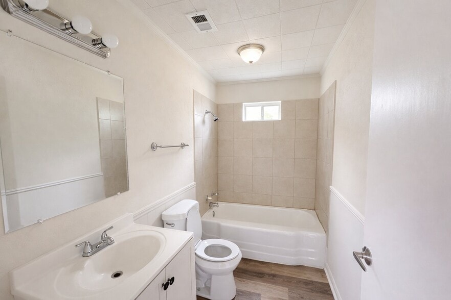 Building Photo - 413 Bolliger Blvd