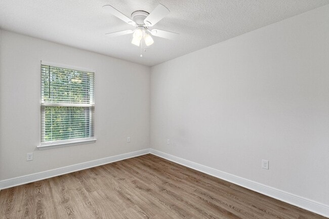 Building Photo - 227 Sandhill Pines Dr