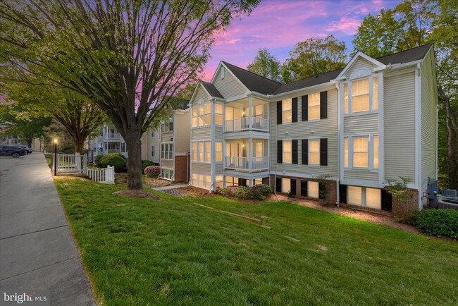 Building Photo - 696 Southern Hills Dr