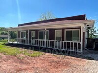 Building Photo - 3089 Washington Pike