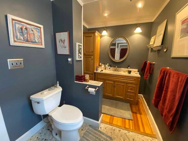 Building Photo - 85 Briggs St