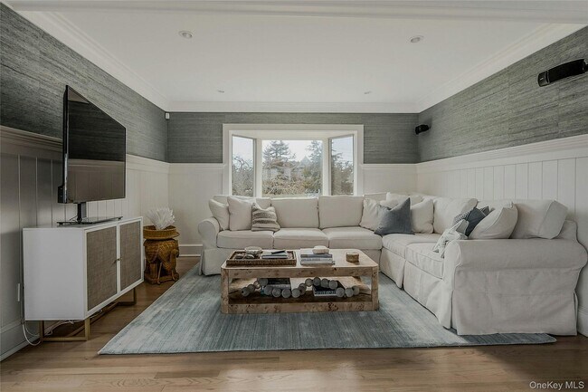 Building Photo - 370 Fishermans Beach Rd