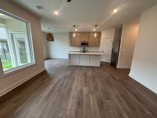 Building Photo - 123/125/127/129 Sheridan