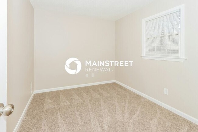 Building Photo - 3 Bedroom Pet-Friendly Home in COVINGTON, GA with Main Street Renewal
