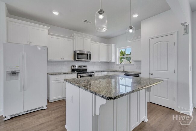 Building Photo - 184 Sawgrass Dr