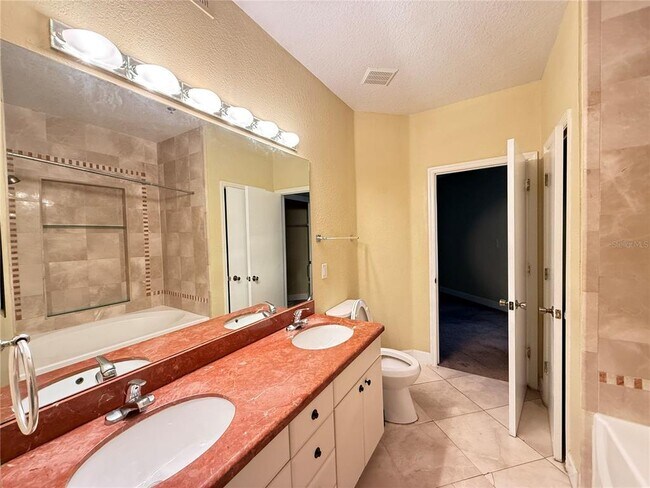 Building Photo - 13212 Arbor Isle Dr